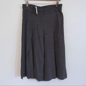 Bailey 44 Wide Leg Pleated Trouser Capri Shorts  SZ M NWOT